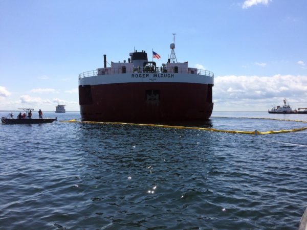 Salvage efforts underway for freighter grounded in Superior
